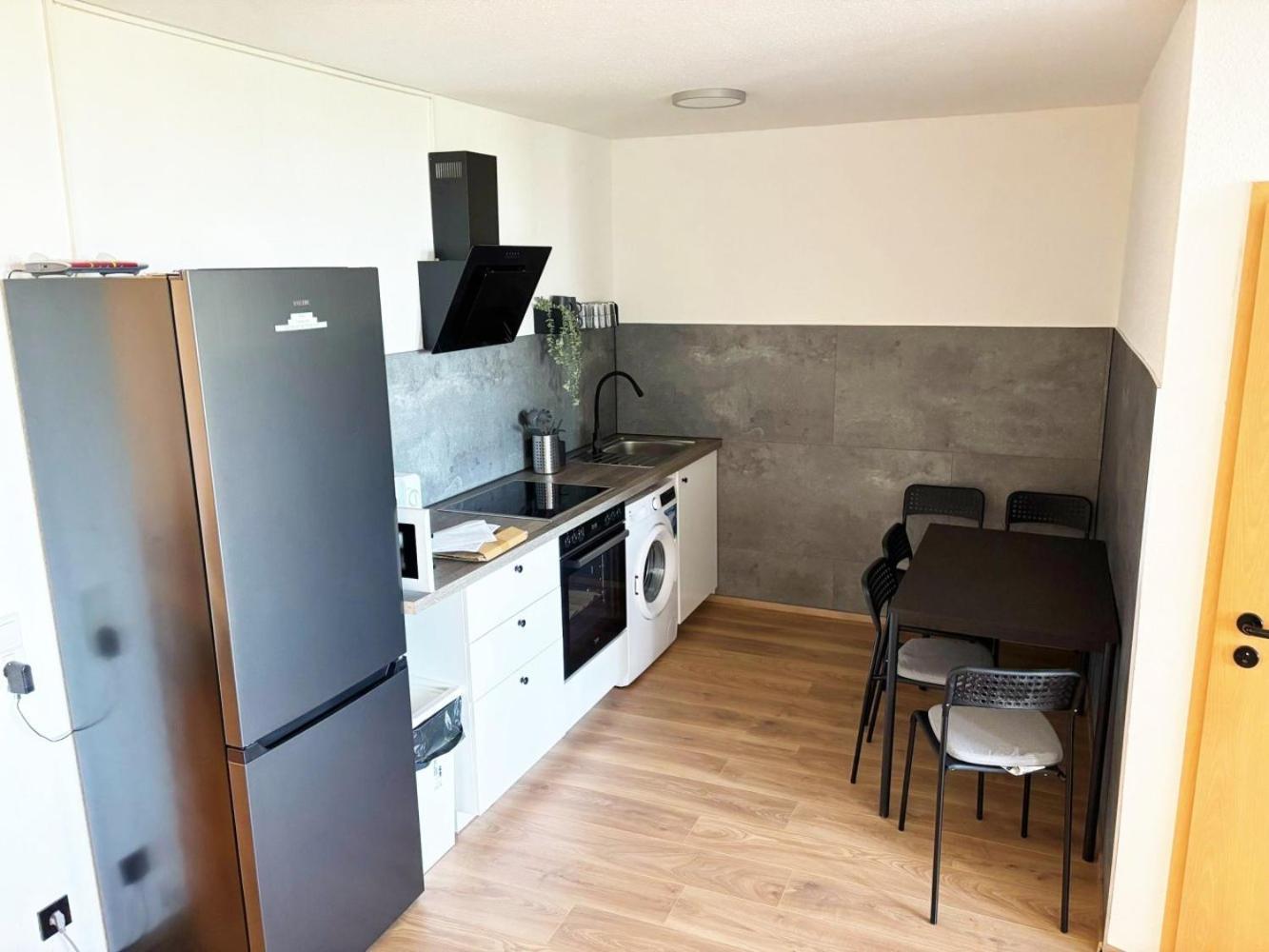 Cologne Fair Apartment With Cathedral View Exteriör bild